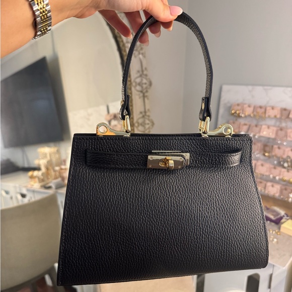 Handbags - 🇮🇹 “Florentina” Black Genuine Italian Leather Purse
